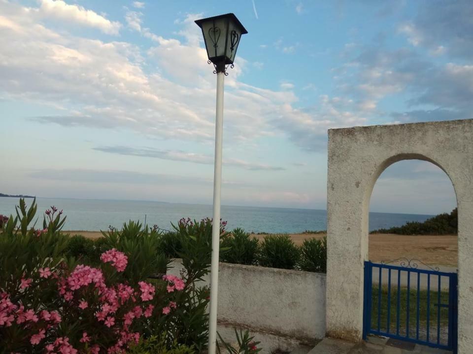Nea Kallikrateia Right Across The Sea 빌라 외부 사진